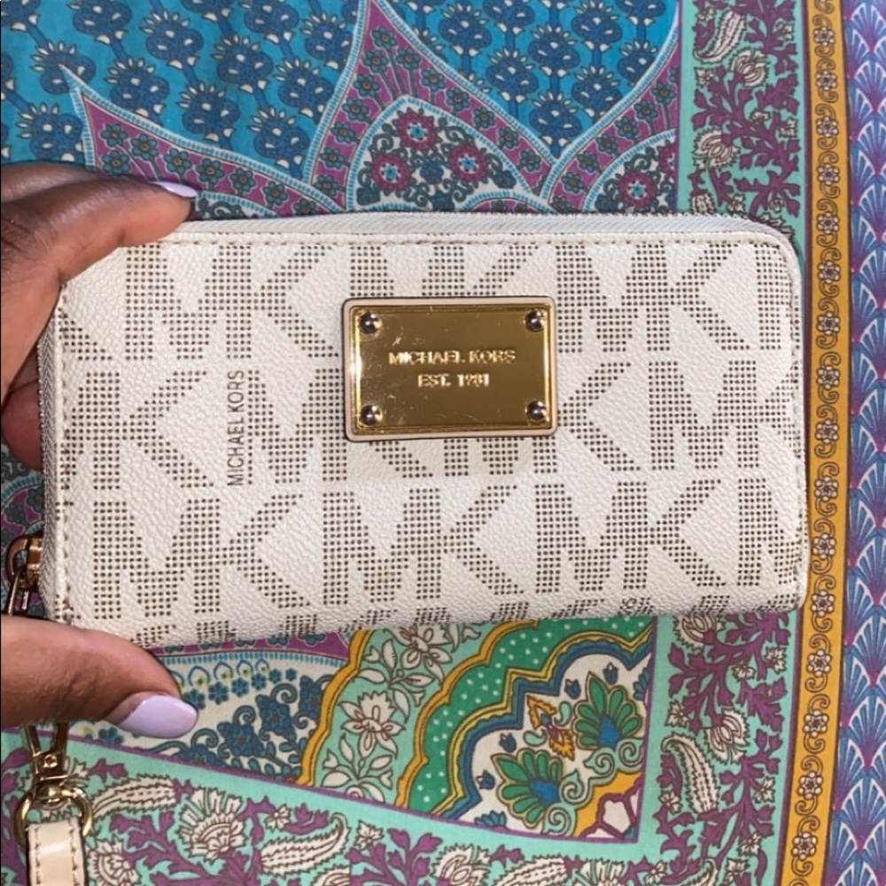 Michael Kors wallet
